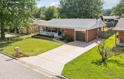 1227 N Derby Ave, Derby, KS 67037