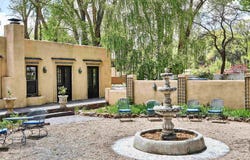 405 Cordoba Lane, Taos, NM 87571