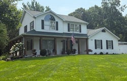 58924 County Road 1, Elkhart, IN 46517-8979