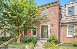 2263 IDYLWOOD STATION LN, FALLS CHURCH, VA 22043