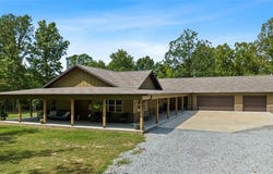 14450 Fruitwood  RD, Gravette, AR 72736