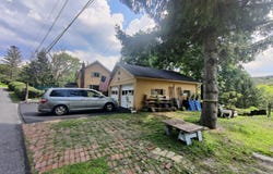 1202 N 15th Street, Altoona, PA 16601