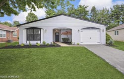 12 Weston Court, Marlboro, NJ 07746