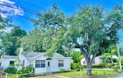 37 W MARTIN LUTHER KING JR DRIVE, TARPON SPRINGS, FL 34689
