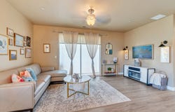 10706 S TOPVIEW Rd, South Jordan, UT 84009