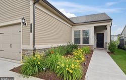 21792 HAWKSBILL HIGH CIRCLE, STERLING, VA 20164