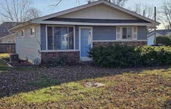 302 Marteeny, Mt Vernon, IL 62864