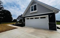 1396 Greenbrier Drive, Mount Vernon, OH 43050
