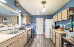 66 Grandview Ave, Jackson, OH 45640