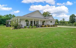 460 Golfcourse Road, Leitchfield, KY 42754
