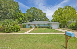 2094 Morven Street, Chipley, FL 32428