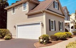 9 Elizabeth Drive, Lincoln, RI 02865