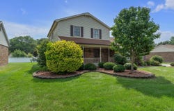 15034 Golfview Drive, Livonia, MI 48154