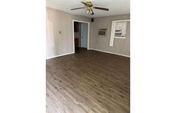 407 W 12th Street, Quanah, TX 79252