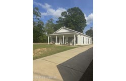 1082 E Railroad Avenue, Wesson, MS 39191