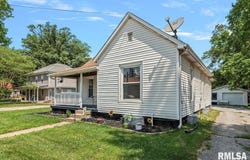 603 CARROLL Street, Pawnee, IL 62558