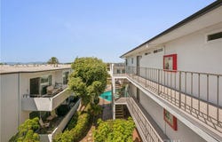 415 S Prospect Avenue, Redondo Beach, CA 90277