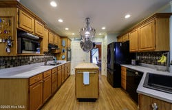 1992 Acorn Drive, New Bern, NC 28562