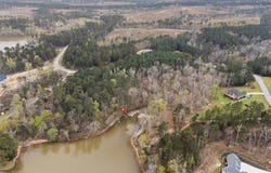 974 Eagles Harbor Dr, Hodges, SC 29653