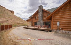 1727 Hwy 14 E, Shell, WY 82441