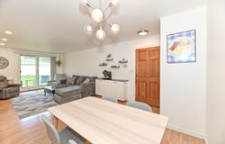 6143 W Howard Ave, Greenfield, WI 53220