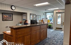 106 E Jefferson Street, Bloomfield, IA 52537