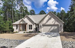 77 Biarritz Way, Hot Springs Village, AR 71909