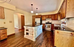 29123 Ridge Road, Wickliffe, OH 44092