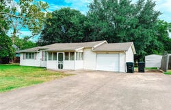 204 W Trunk Street, Crandall, TX 75114