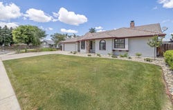 3320 W Victor Court, Visalia, CA 93277