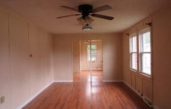 302 S BROADWAY, PENNSVILLE, NJ 08070