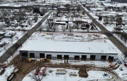 460 Cleveland Avenue, Holland, MI 49423