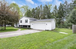 1330 Sequoia Lane, Heath, OH 43056