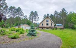 5465 Fawn Trail Rd, Duluth, MN 55811
