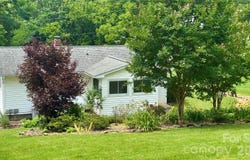 20 Ridge Cross Road, Asheville, NC 28805
