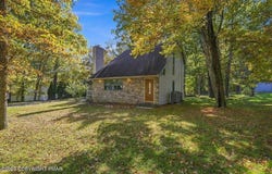 28 Heath Lane, Mount Pocono, PA 18344