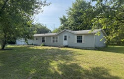 11565 Sherwood Drive, DeMotte, IN 46310