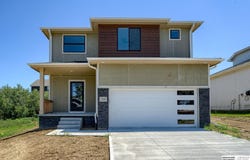 7709 N 116th Avenue, Omaha, NE 68142