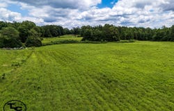 5725 Old Friendship Rd, Finger, TN 38334