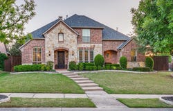1110 Morgan Lefay Lane, Lewisville, TX 75056