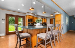 4405 Shoreview Lane, Whitmore Lake, MI 48189