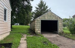 613 W 1st Street, Janesville, MN 56048