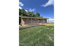 282 Rolling Hills Dr Drive, Marion, VA 24354