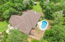 267 Corral RD, Smithville, TX 78957