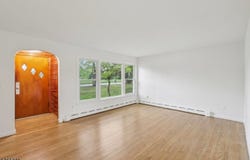 298 Cedar Grove Ln, Franklin Twp., NJ 08873-5209