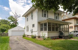 15 8th Avenue SE, Rochester, MN 55904