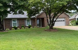 217 Westmeade Ct, Florence, AL 35630