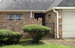 55 Oak Crest Place, Brandon, MS 39042