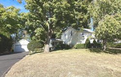 Darien, CT 06820