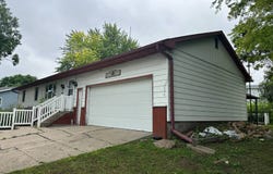 1211 Grant Ave, Norfolk, NE 68701